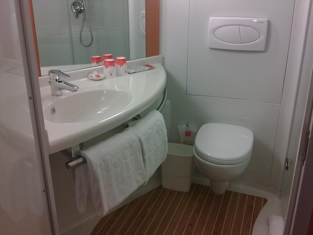 Ibis Leshan City Center Ngoại thất bức ảnh